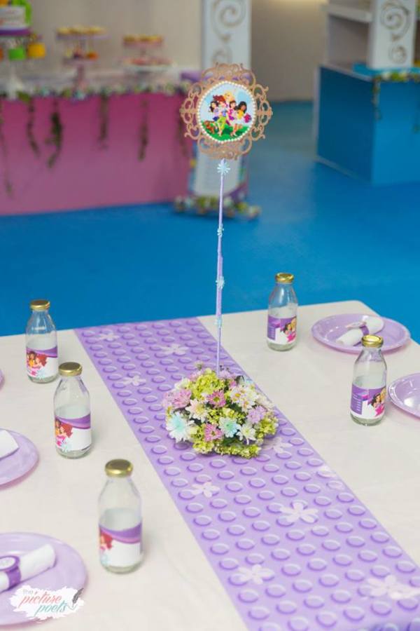 Modern-Lego-Friends-Birthday-Centerpieces