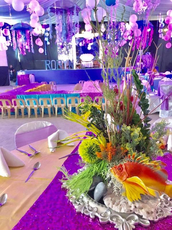 Tropical-Under-The-Sea-Adventure-Party-Decorations