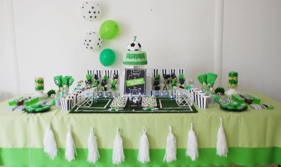 Soccer-Themed-Birthday-Celebration-Snack-Table