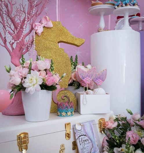 mermaid and seahorse party decoration