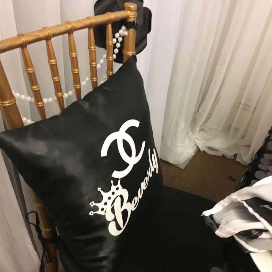 Super-Chic-Chanel-Inspired-Birthday-Party-Pillow