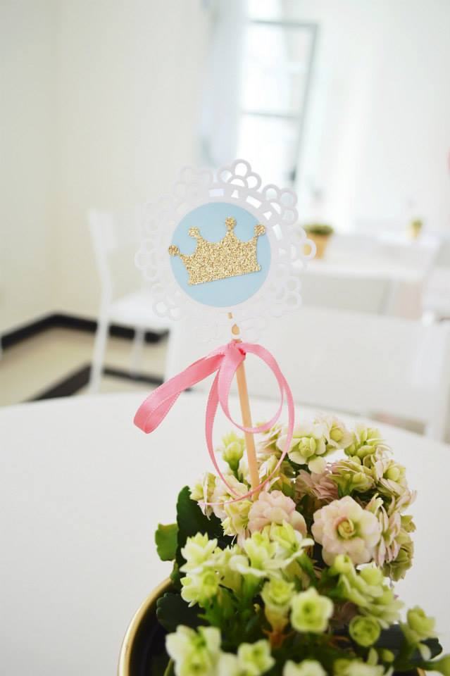 disney princess party floral decorations