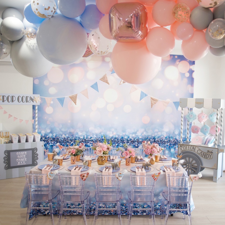 Pink-blue-carnival-party-table-setting