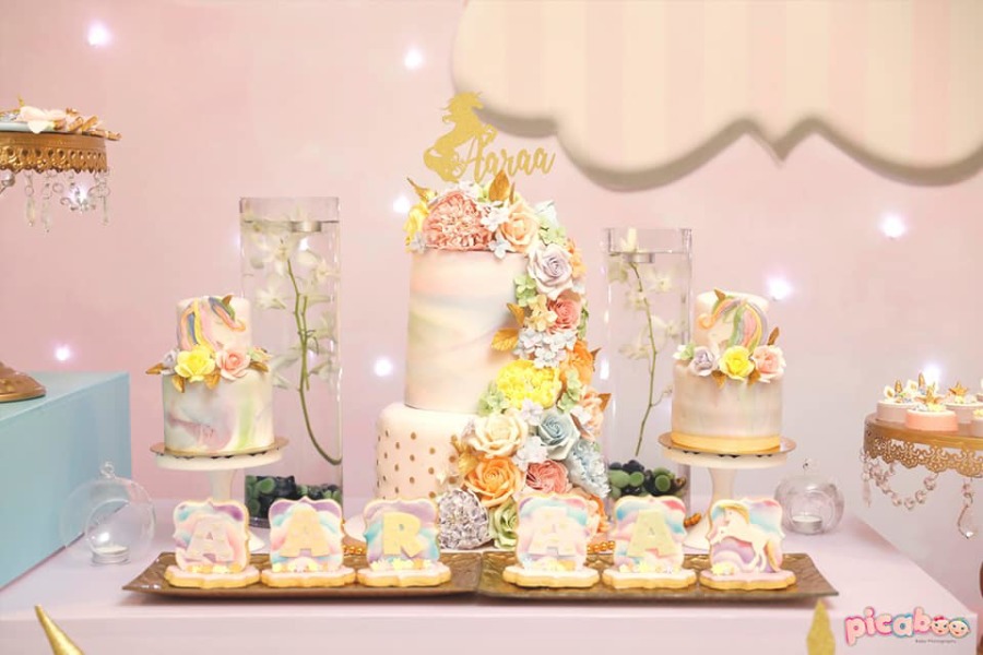 magical unicorns party dessert table