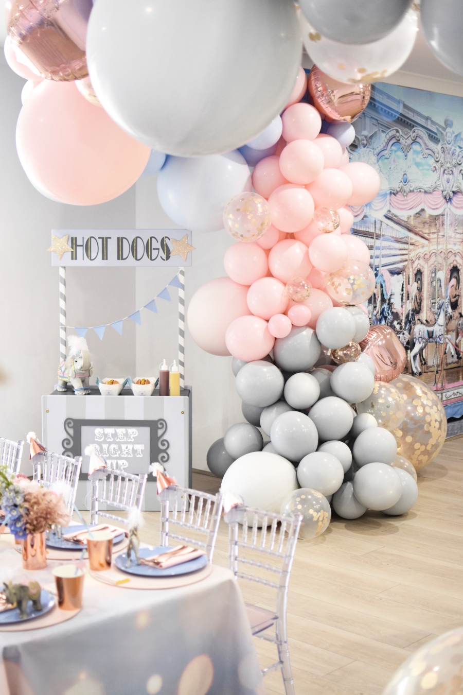 pink-blue-carnival-birthday-balloon-arch