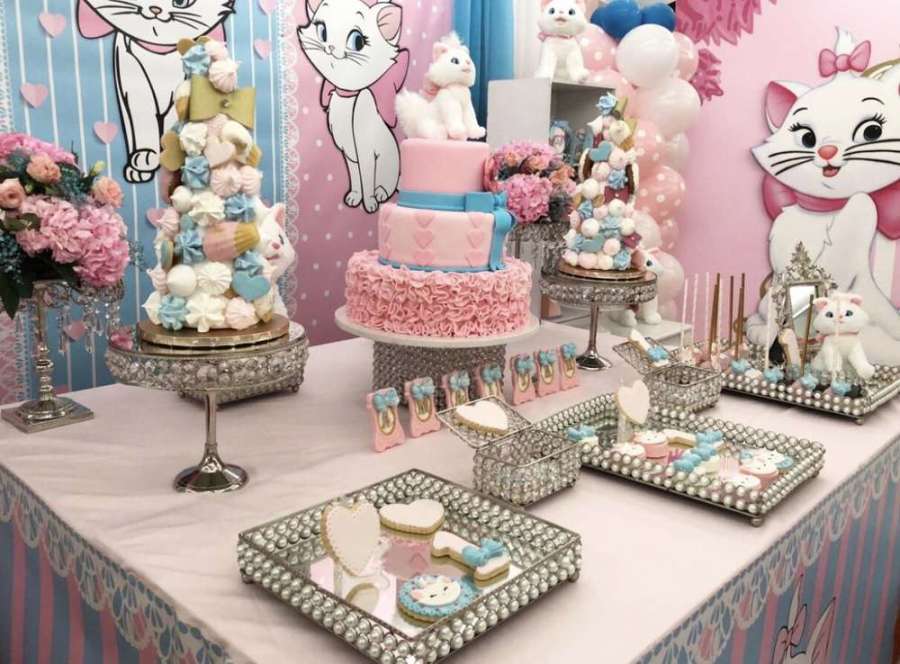 Aristocats-Pretty-Kitty-Birthday-Party-Pastel-Snacks
