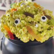 Popcorn Cauldron treat