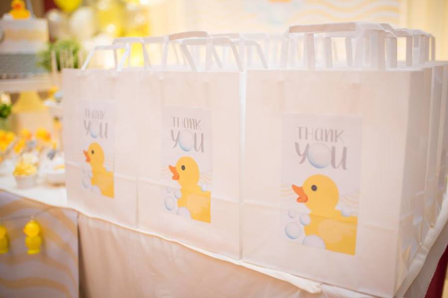 Rubber-Ducky-Birthday-Celebration-Gift-Bags