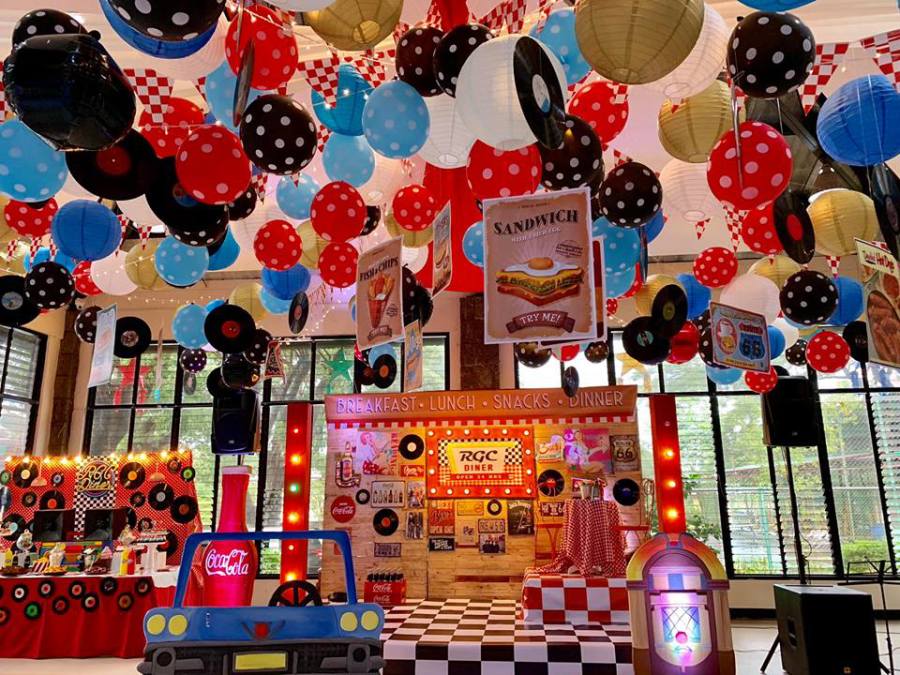 Diners retro night party balloons