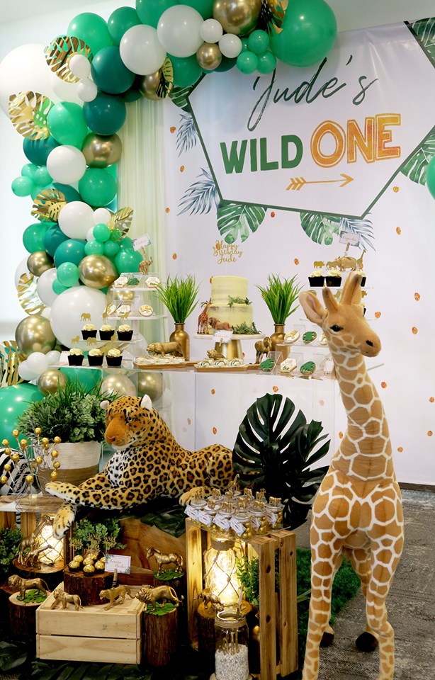 wild one birthday dessert table