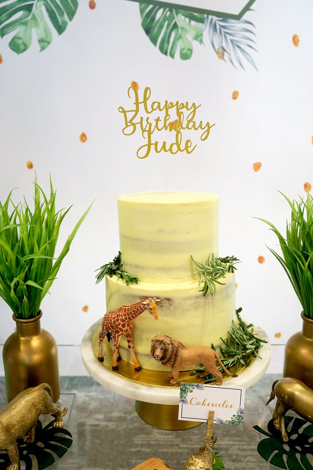 wild one safari birthday cake