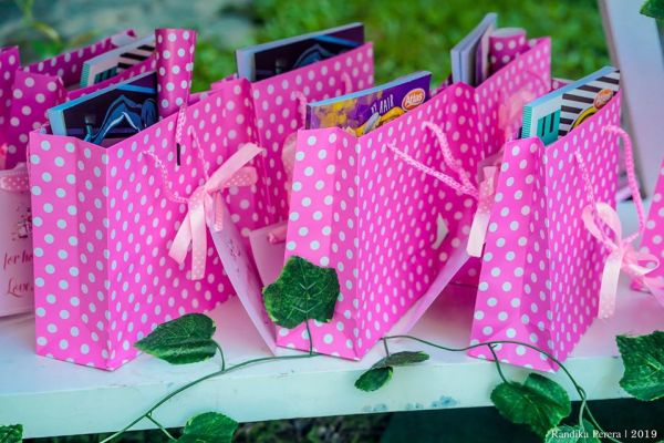 take home party bags in pink dots