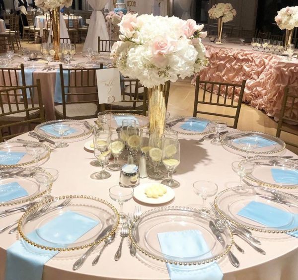 glass plates for table setting