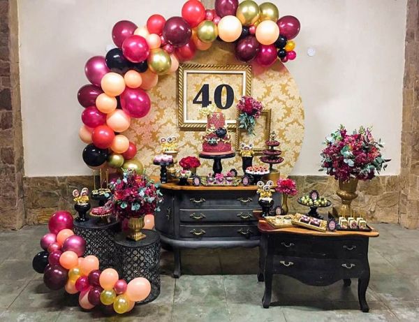 tablescape marsala gold and peach