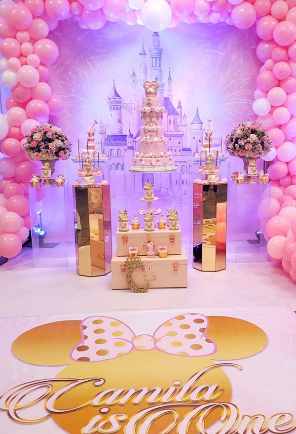 Pink and Gold Minnie Mouse Balloon Arch