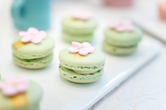 green and flower macaroon
