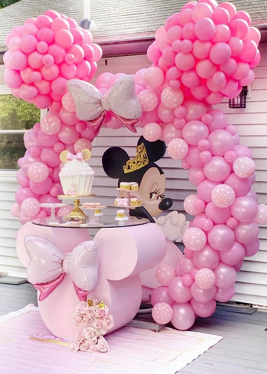 Pink Minnie ears balloon arch