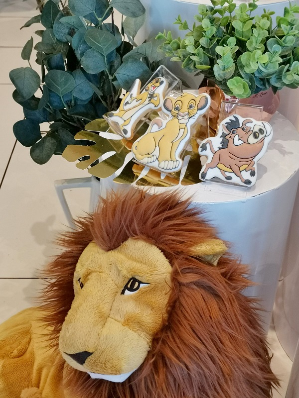 lion soft toy decor