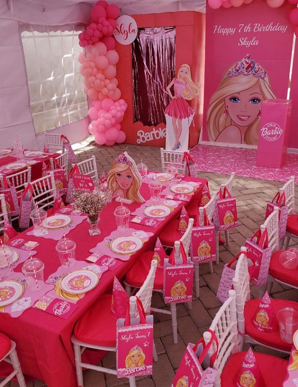 Glamorous Barbie Themed Birthday Party Ideas