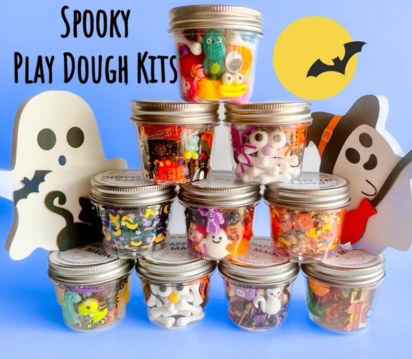 Halloween Mini Play Dough Kits