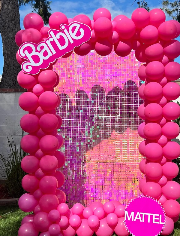 barbie doll box made of balloons