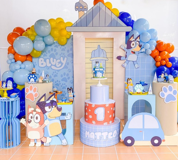 bluey first birthday party props