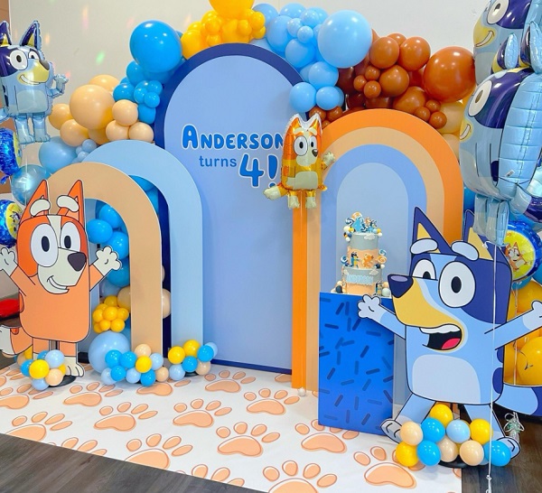 bluey themed cake backdrop for boy