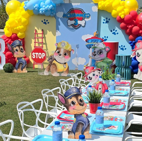 paw patrol birthday table setup and props