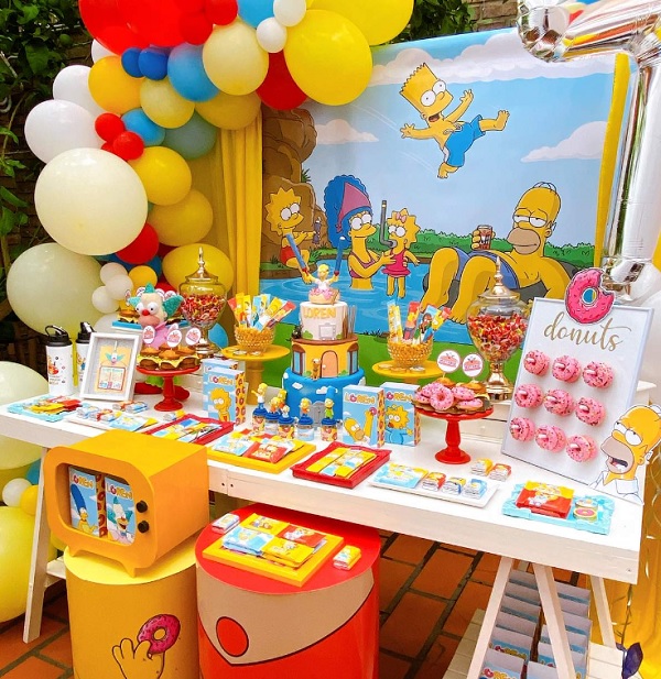 the simpsons 7th birthday dessert table