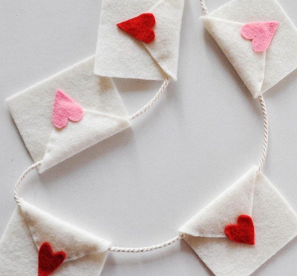 DIY felt love letters banner