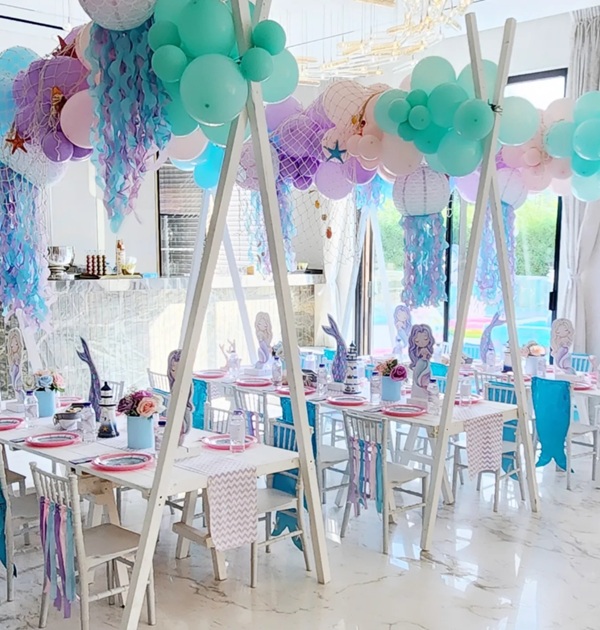 Mermaid splash party centerpieces
