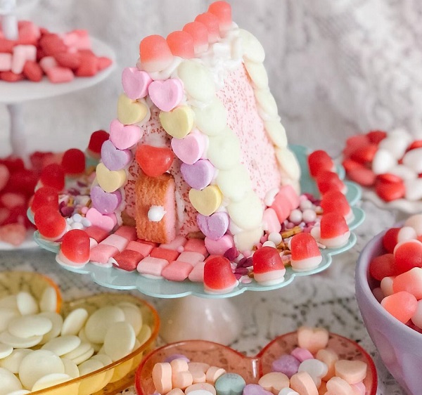 Valentines Craft pop tart houses