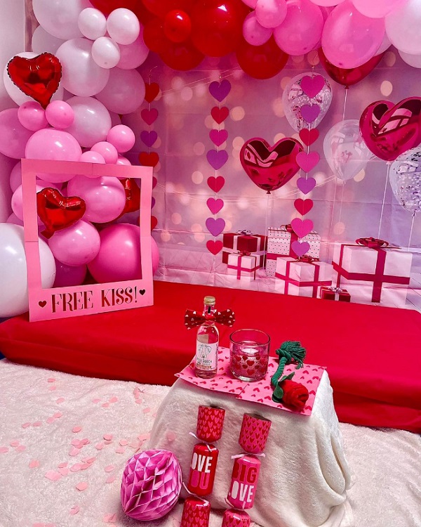 pink and red Valentines Party set up