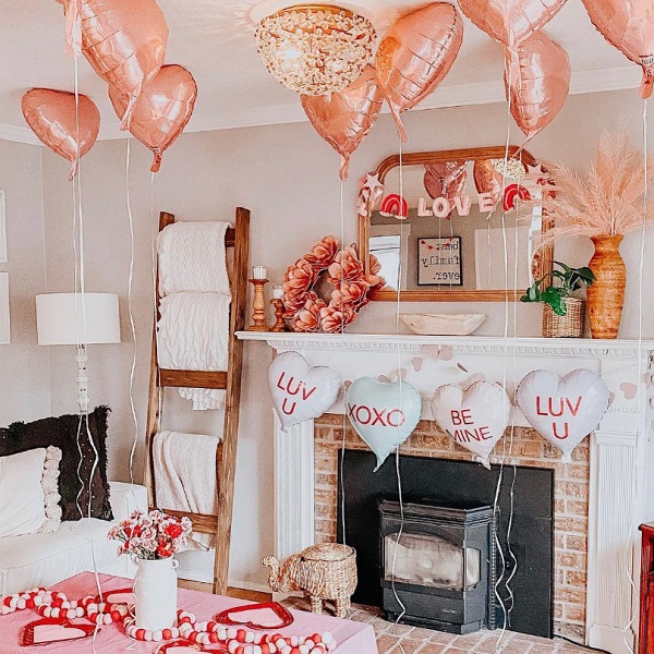 xoxo valentines themed decorations