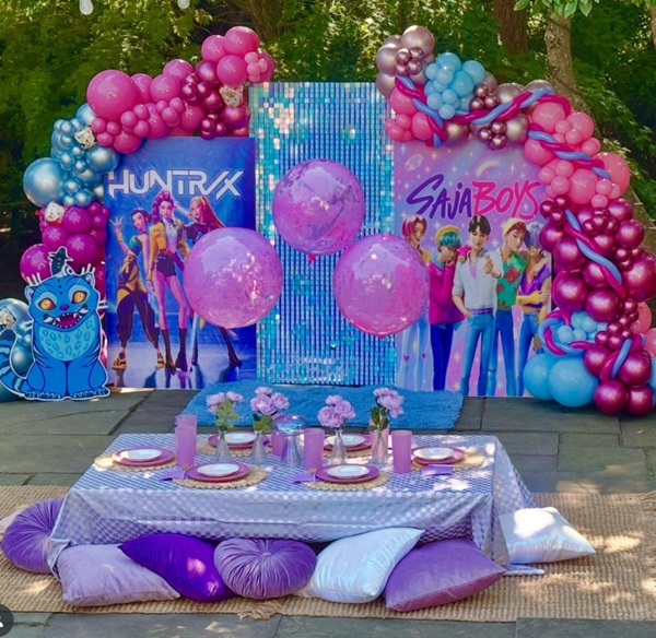 K POP DEMON HUNTERS Birthday Party Team Huntrix or Team Saja Boys