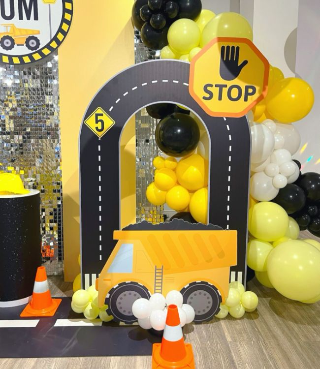 Construction Party decorations