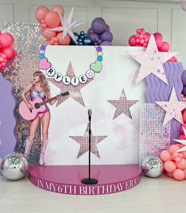 fun mini performance stage