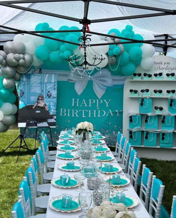 glamorous Tiffany and Co balloon arch
