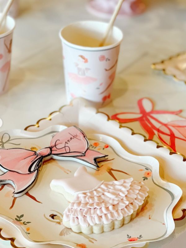 tutu cute birthday table setup