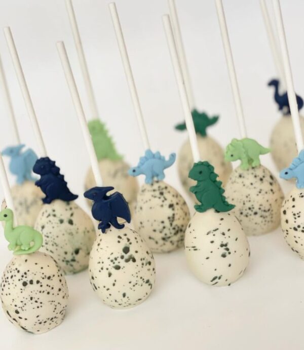 Dinosaur cake pops