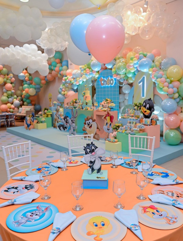Looney Tunes first birthday party