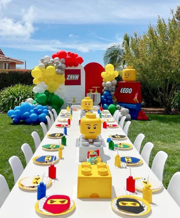 lego table centerpieces