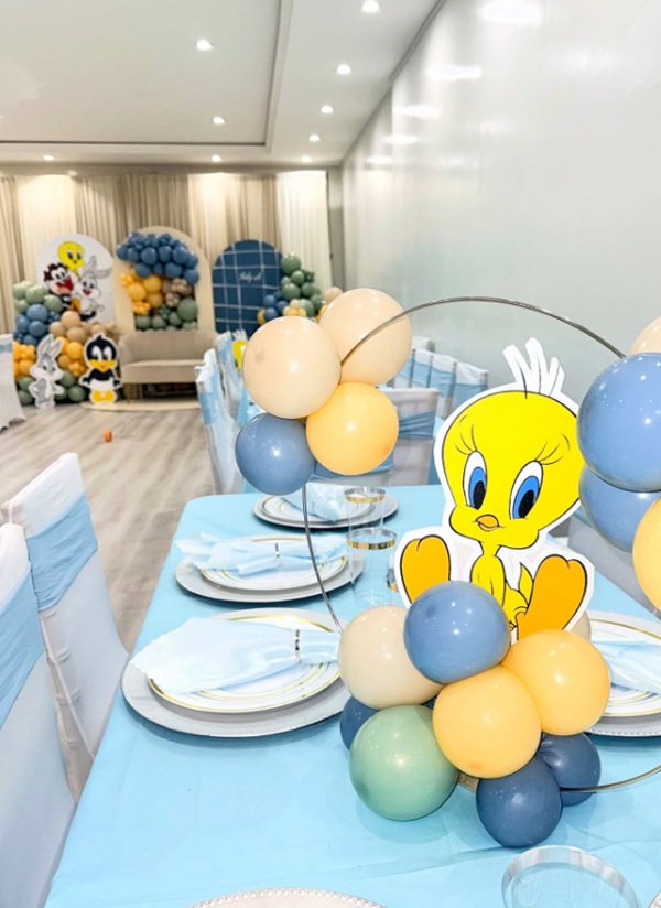 tweety centerpiece