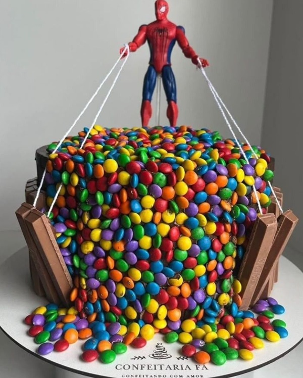 spiderman cake
