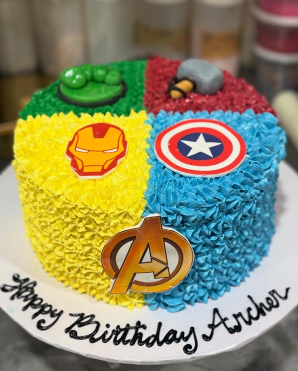 superhero cake