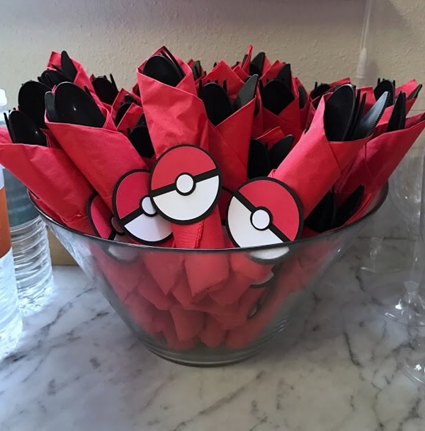Pokemon pokeball cutlery wrapping